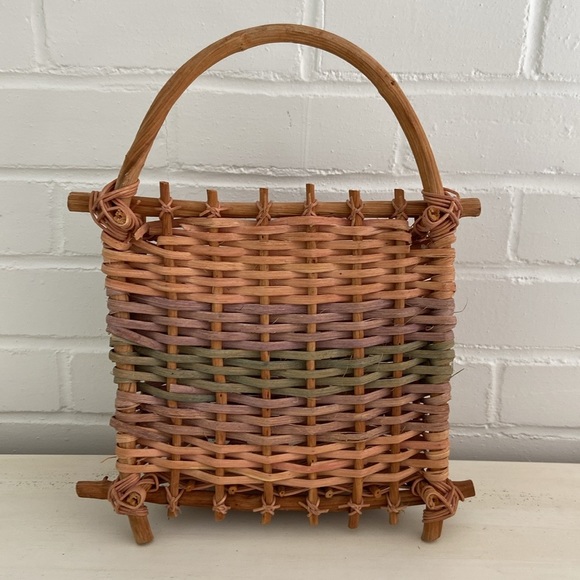 Muted-multicolored hanging wicker storage basket - Picture 8 of 8